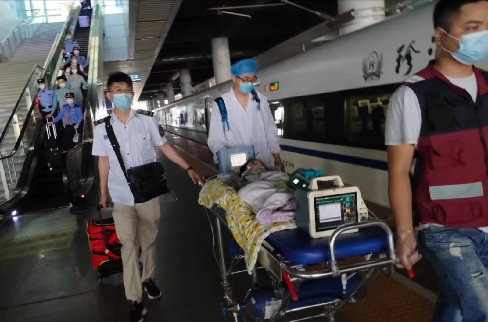 毕节高铁转运公司